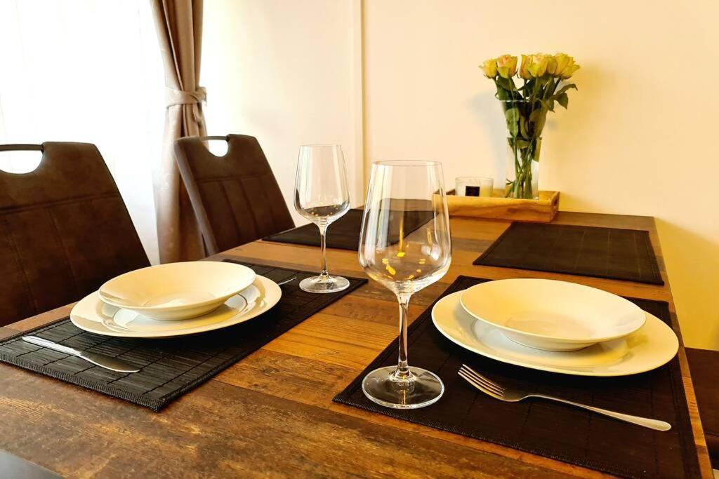 Rivulet 2 Bedroom Apartment Baden-Baden Luaran gambar